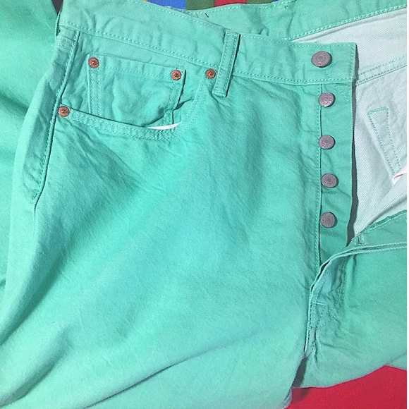 COPY - Levi’s bundle yellow and mint NWOT awesome for anytime - Picture 3 of 7